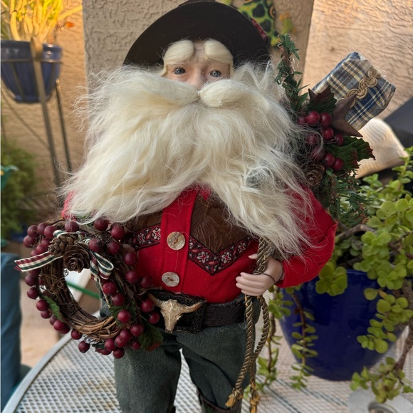 Western cowboy santa claus on wood base w ornaments